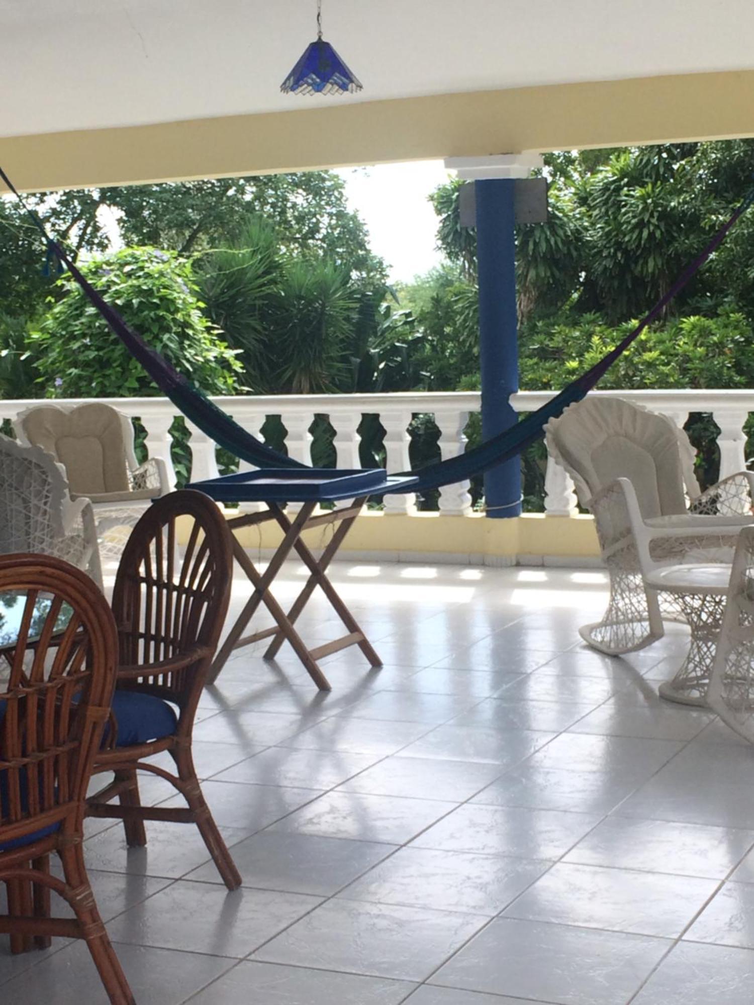 הוסטל סנטיאגו דה לוס קבאלרוס Sana El Jardin Secreto מראה חיצוני תמונה